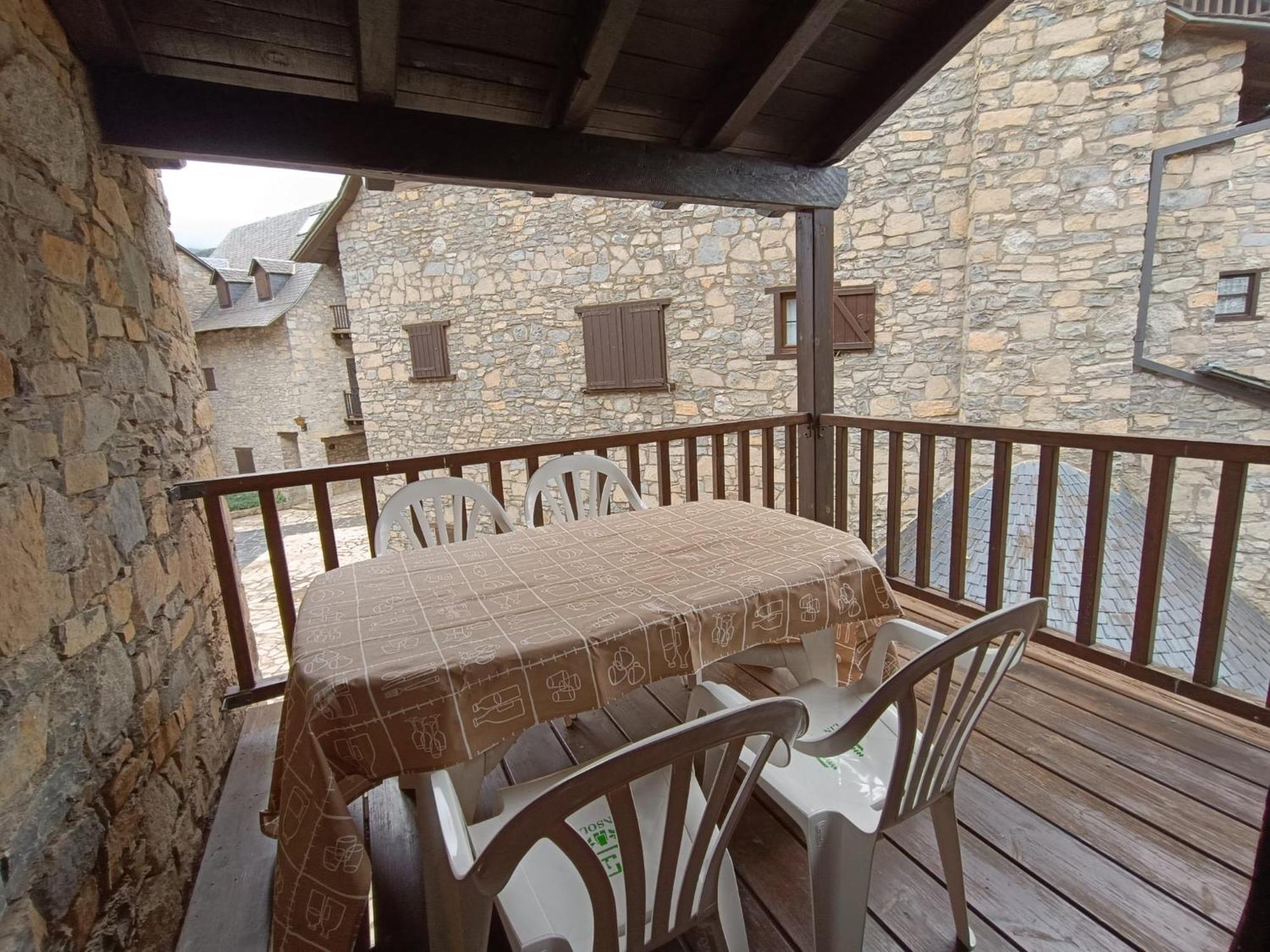 Inmocyma Residencial Linsoles-Valle De Benasque Bagian luar foto
